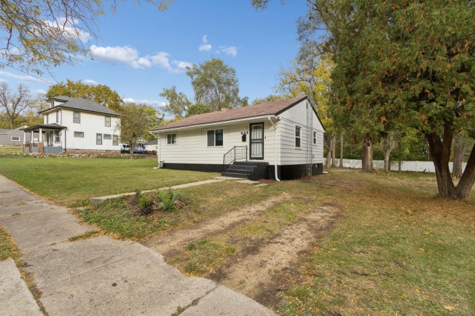 406 Independence, ROCKFORD, Illinois 61102, 3 Bedrooms Bedrooms, ,1 BathroomBathrooms,House,For Sale,Independence,202506594