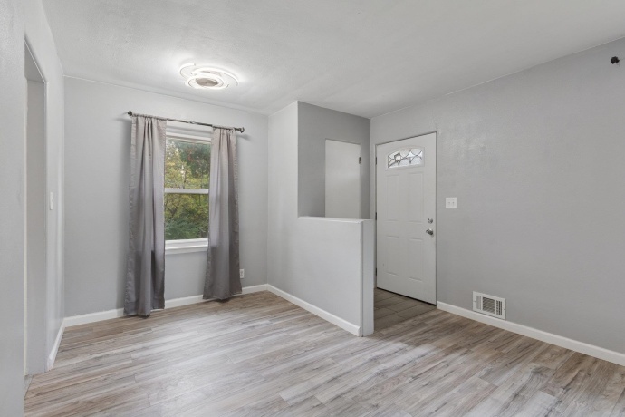 406 Independence, ROCKFORD, Illinois 61102, 3 Bedrooms Bedrooms, ,1 BathroomBathrooms,House,For Sale,Independence,202506594