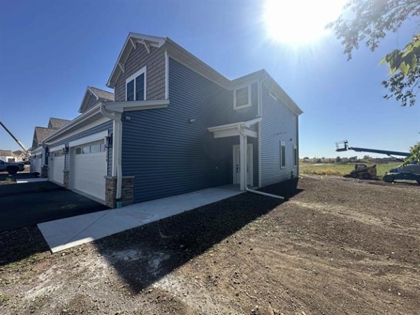 3156 Bartells, BELOIT, Wisconsin 53511, 3 Bedrooms Bedrooms, ,2 BathroomsBathrooms,Condominium,For Sale,Bartells,202506590