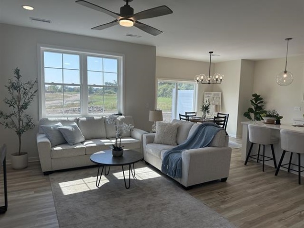 3150 Bartells, BELOIT, Wisconsin 53511, 3 Bedrooms Bedrooms, ,2 BathroomsBathrooms,Condominium,For Sale,Bartells,202506592