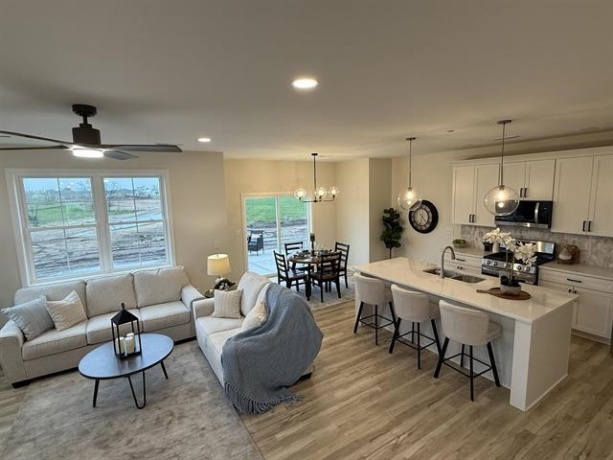 3150 Bartells, BELOIT, Wisconsin 53511, 3 Bedrooms Bedrooms, ,2 BathroomsBathrooms,Condominium,For Sale,Bartells,202506592