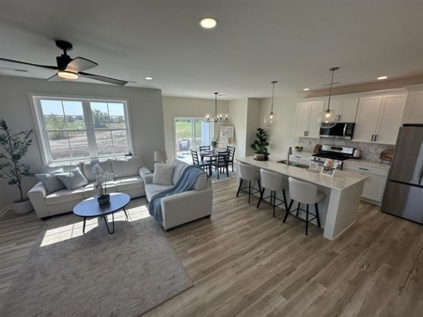 3150 Bartells, BELOIT, Wisconsin 53511, 3 Bedrooms Bedrooms, ,2 BathroomsBathrooms,Condominium,For Sale,Bartells,202506592