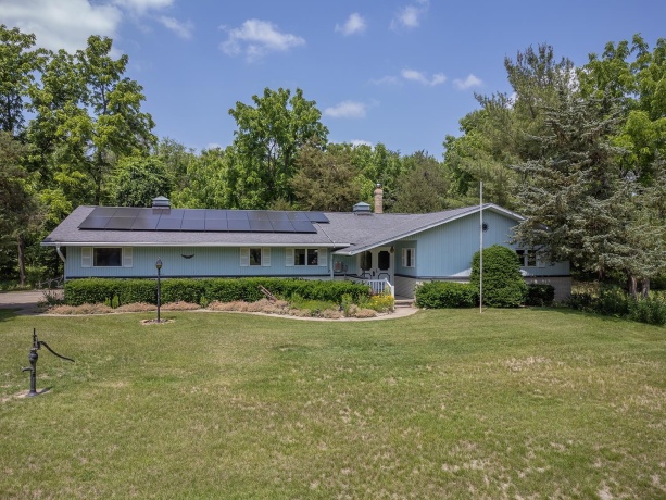 4976 Pheasant, THOMSON, Illinois 61285, 2 Bedrooms Bedrooms, ,2 BathroomsBathrooms,House,For Sale,Pheasant,202502547