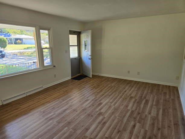 2924 CASCADE, ROCKFORD, Illinois 61109, 3 Bedrooms Bedrooms, ,1 BathroomBathrooms,House,For Sale,CASCADE,202506631