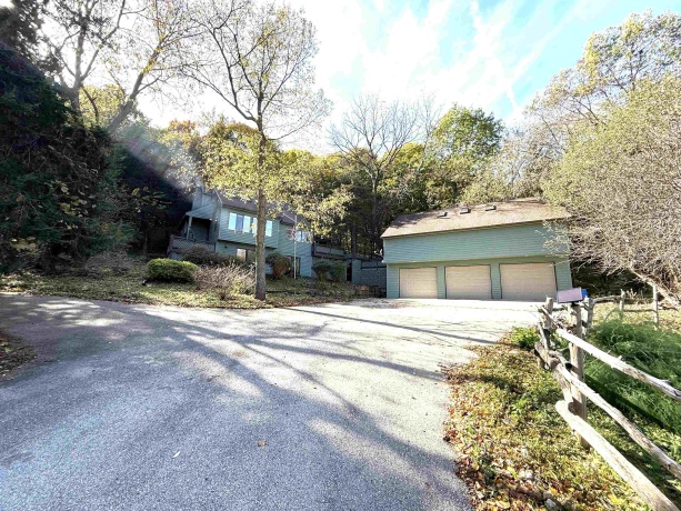 1 Jonquil, GALENA, Illinois 61036, 4 Bedrooms Bedrooms, ,3 BathroomsBathrooms,House,For Sale,Jonquil,202506633