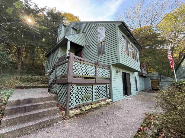 1 Jonquil, GALENA, Illinois 61036, 4 Bedrooms Bedrooms, ,3 BathroomsBathrooms,House,For Sale,Jonquil,202506633