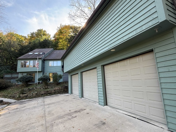 1 Jonquil, GALENA, Illinois 61036, 4 Bedrooms Bedrooms, ,3 BathroomsBathrooms,House,For Sale,Jonquil,202506633