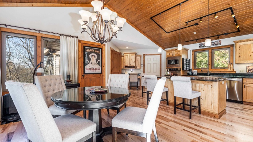 16 Timberline, GALENA, Illinois 61036, 3 Bedrooms Bedrooms, ,3 BathroomsBathrooms,House,For Sale,Timberline,202506641