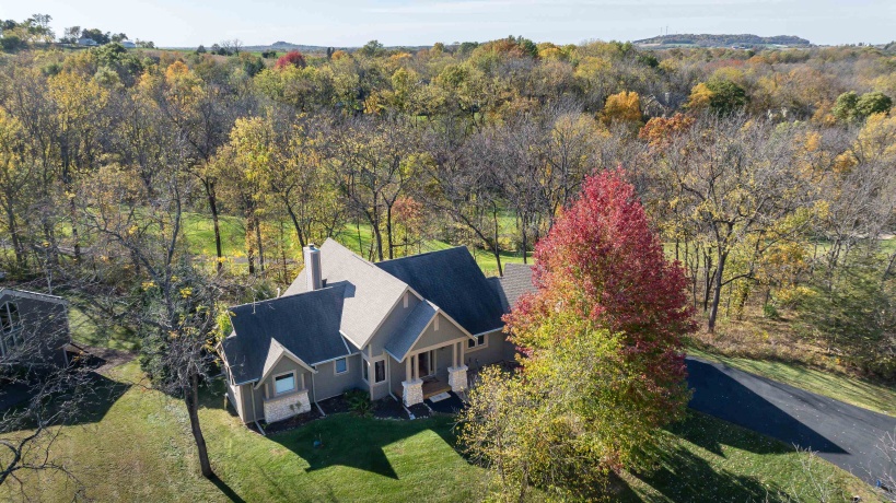 16 Timberline, GALENA, Illinois 61036, 3 Bedrooms Bedrooms, ,3 BathroomsBathrooms,House,For Sale,Timberline,202506641