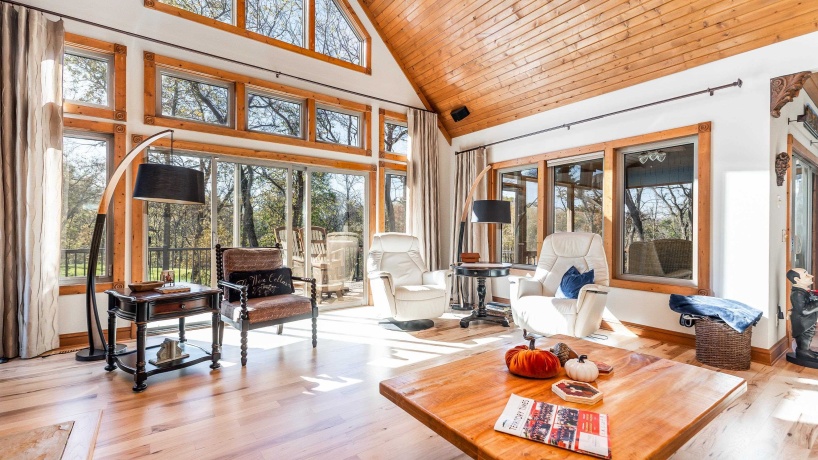 16 Timberline, GALENA, Illinois 61036, 3 Bedrooms Bedrooms, ,3 BathroomsBathrooms,House,For Sale,Timberline,202506641