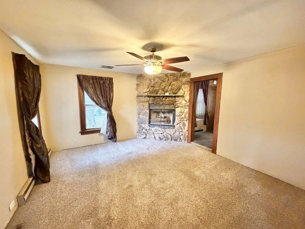 104 Elm, DAVIS JUNCTION, Illinois 61020, 2 Bedrooms Bedrooms, ,1 BathroomBathrooms,House,For Sale,Elm,202506642