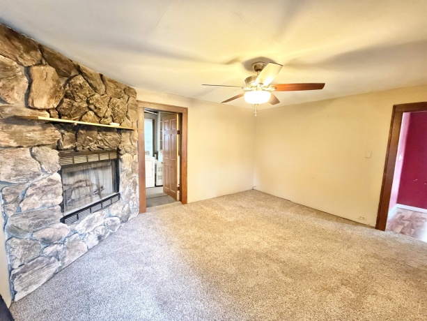 104 Elm, DAVIS JUNCTION, Illinois 61020, 2 Bedrooms Bedrooms, ,1 BathroomBathrooms,House,For Sale,Elm,202506642