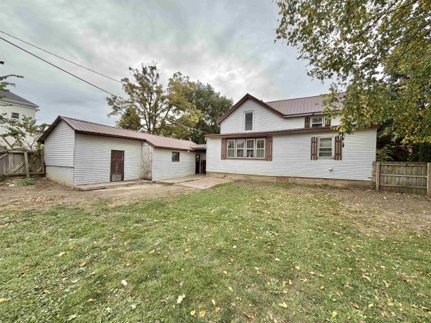 104 Elm, DAVIS JUNCTION, Illinois 61020, 2 Bedrooms Bedrooms, ,1 BathroomBathrooms,House,For Sale,Elm,202506642