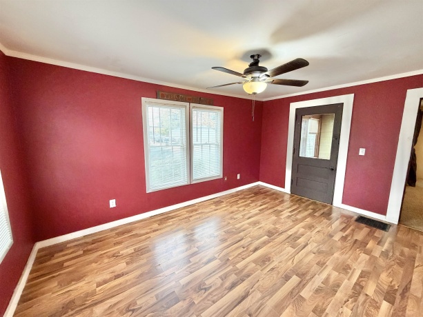 104 Elm, DAVIS JUNCTION, Illinois 61020, 2 Bedrooms Bedrooms, ,1 BathroomBathrooms,House,For Sale,Elm,202506642