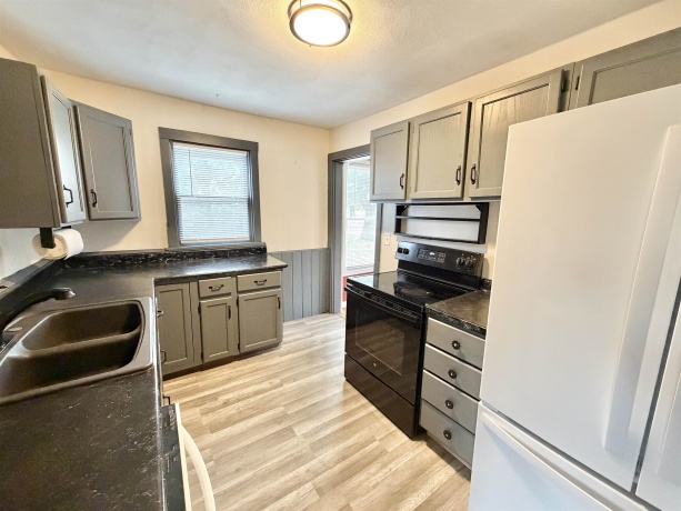 104 Elm, DAVIS JUNCTION, Illinois 61020, 2 Bedrooms Bedrooms, ,1 BathroomBathrooms,House,For Sale,Elm,202506642