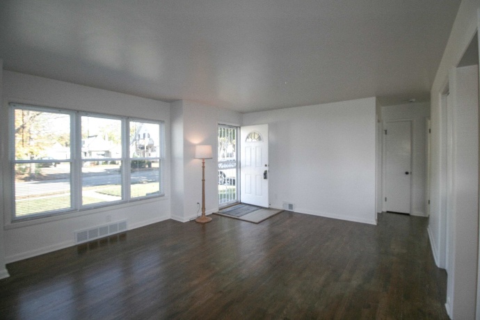 2612 GLENWOOD, ROCKFORD, Illinois 61101, 3 Bedrooms Bedrooms, ,1 BathroomBathrooms,House,For Sale,GLENWOOD,202506649