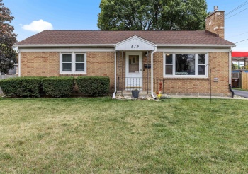 519 Parkway, LOVES PARK, Illinois 61111, 3 Bedrooms Bedrooms, ,1 BathroomBathrooms,House,For Sale,Parkway,202506651