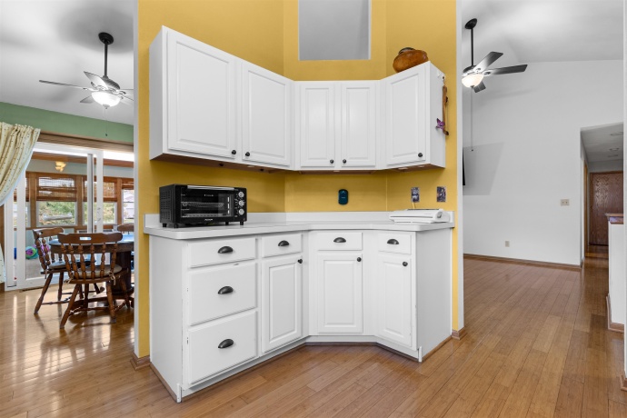 7801 HAWKS VIEW, MACHESNEY PARK, Illinois 61115, 3 Bedrooms Bedrooms, ,2 BathroomsBathrooms,House,For Sale,HAWKS VIEW,202506653