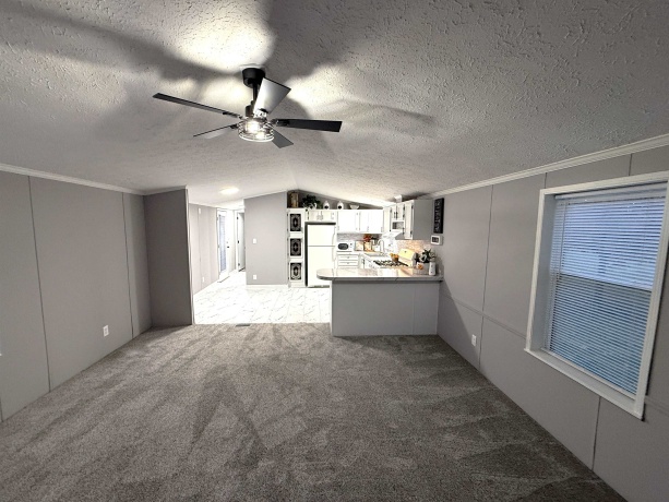 384 Tulip, BELVIDERE, Illinois 61008, 3 Bedrooms Bedrooms, ,2 BathroomsBathrooms,House,For Sale,Tulip,202506654