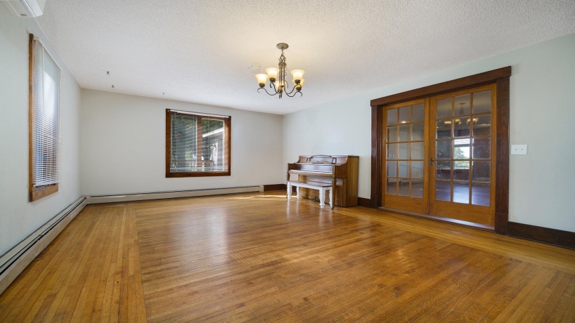 1182 Inlet, AMBOY, Illinois 61310, 5 Bedrooms Bedrooms, ,2 BathroomsBathrooms,House,For Sale,Inlet,202506656