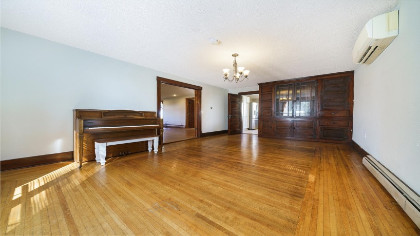 1182 Inlet, AMBOY, Illinois 61310, 5 Bedrooms Bedrooms, ,2 BathroomsBathrooms,House,For Sale,Inlet,202506656