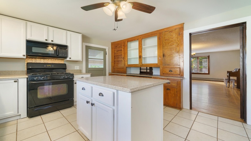 1182 Inlet, AMBOY, Illinois 61310, 5 Bedrooms Bedrooms, ,2 BathroomsBathrooms,House,For Sale,Inlet,202506656