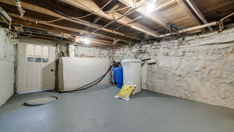 1182 Inlet, AMBOY, Illinois 61310, 5 Bedrooms Bedrooms, ,2 BathroomsBathrooms,House,For Sale,Inlet,202506656