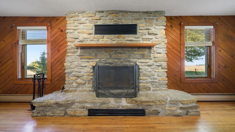 1182 Inlet, AMBOY, Illinois 61310, 5 Bedrooms Bedrooms, ,2 BathroomsBathrooms,House,For Sale,Inlet,202506656