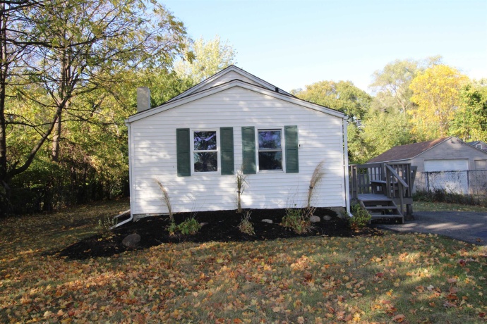 110 Winona, MACHESNEY PARK, Illinois 61115, 2 Bedrooms Bedrooms, ,1 BathroomBathrooms,House,For Sale,Winona,202506658