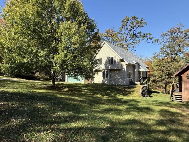 2179 Gainsboro, DAVIS, Illinois 61019, 4 Bedrooms Bedrooms, ,3 BathroomsBathrooms,House,For Sale,Gainsboro,202506659