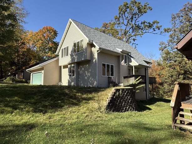 2179 Gainsboro, DAVIS, Illinois 61019, 4 Bedrooms Bedrooms, ,3 BathroomsBathrooms,House,For Sale,Gainsboro,202506659