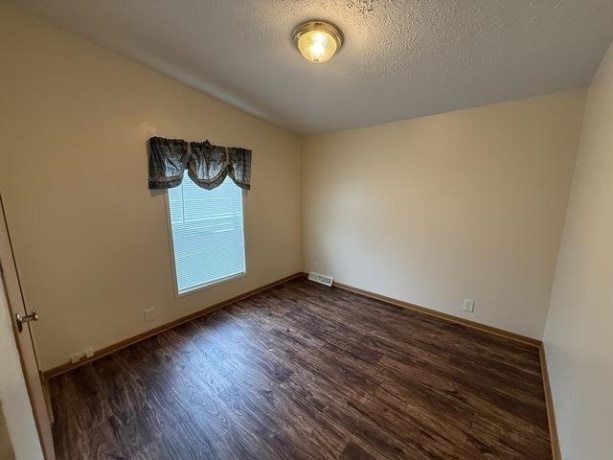 2150 Ivy, BELVIDERE, Illinois 61008, 2 Bedrooms Bedrooms, ,2 BathroomsBathrooms,House,For Sale,Ivy,202506662