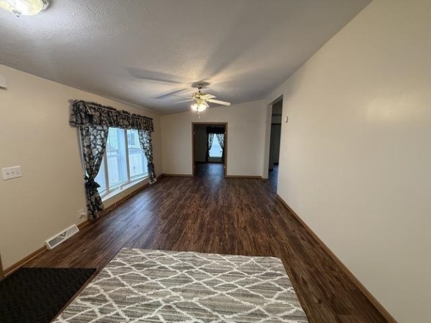 2150 Ivy, BELVIDERE, Illinois 61008, 2 Bedrooms Bedrooms, ,2 BathroomsBathrooms,House,For Sale,Ivy,202506662