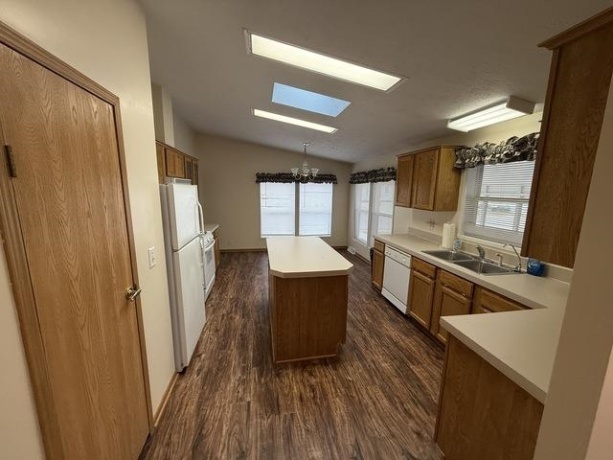 2150 Ivy, BELVIDERE, Illinois 61008, 2 Bedrooms Bedrooms, ,2 BathroomsBathrooms,House,For Sale,Ivy,202506662