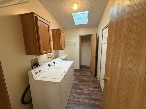 2150 Ivy, BELVIDERE, Illinois 61008, 2 Bedrooms Bedrooms, ,2 BathroomsBathrooms,House,For Sale,Ivy,202506662