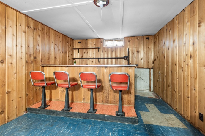 6402 East, LOVES PARK, Illinois 61111, 3 Bedrooms Bedrooms, ,2 BathroomsBathrooms,House,For Sale,East,202506666