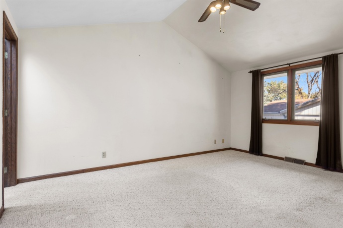 6081 DENWOOD, ROCKFORD, Illinois 61114, 4 Bedrooms Bedrooms, ,3 BathroomsBathrooms,House,For Sale,DENWOOD,202506669