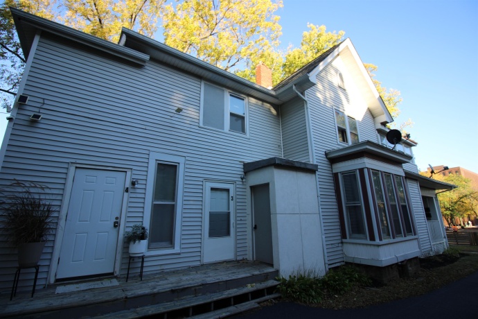 842 Court, ROCKFORD, Illinois 61103, ,3 - 4 Units,For Sale,Court,202506670