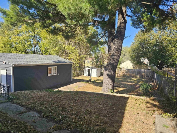 1742 Pershing, ROCKFORD, Illinois 61109, 2 Bedrooms Bedrooms, ,1 BathroomBathrooms,House,For Sale,Pershing,202506671