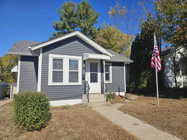 1742 Pershing, ROCKFORD, Illinois 61109, 2 Bedrooms Bedrooms, ,1 BathroomBathrooms,House,For Sale,Pershing,202506671