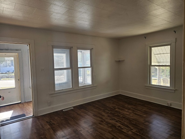 1742 Pershing, ROCKFORD, Illinois 61109, 2 Bedrooms Bedrooms, ,1 BathroomBathrooms,House,For Sale,Pershing,202506671