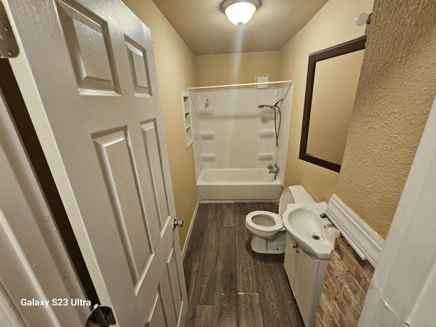 2308 Hecker, ROCKFORD, Illinois 61103, 4 Bedrooms Bedrooms, ,1 BathroomBathrooms,House,For Sale,Hecker,202506672