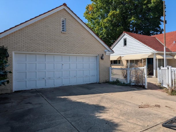 2215 Guilford, ROCKFORD, Illinois 61107, 4 Bedrooms Bedrooms, ,2 BathroomsBathrooms,House,For Sale,Guilford,202506673