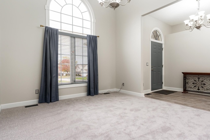 664 Elberon, ROSCOE, Illinois 61073, 5 Bedrooms Bedrooms, ,3 BathroomsBathrooms,House,For Sale,Elberon,202506676