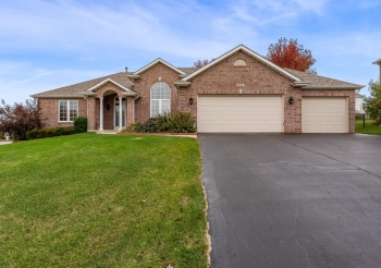 664 Elberon, ROSCOE, Illinois 61073, 5 Bedrooms Bedrooms, ,3 BathroomsBathrooms,House,For Sale,Elberon,202506676