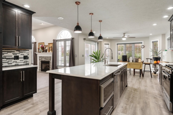 664 Elberon, ROSCOE, Illinois 61073, 5 Bedrooms Bedrooms, ,3 BathroomsBathrooms,House,For Sale,Elberon,202506676