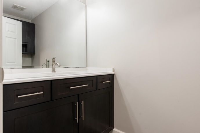 664 Elberon, ROSCOE, Illinois 61073, 5 Bedrooms Bedrooms, ,3 BathroomsBathrooms,House,For Sale,Elberon,202506676