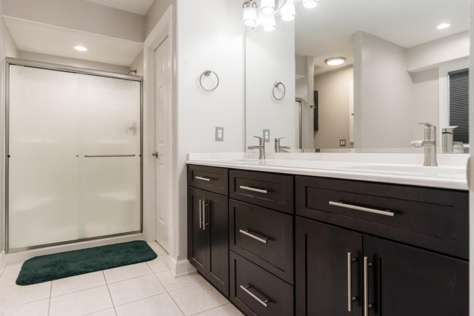 664 Elberon, ROSCOE, Illinois 61073, 5 Bedrooms Bedrooms, ,3 BathroomsBathrooms,House,For Sale,Elberon,202506676