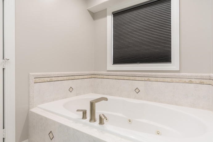 664 Elberon, ROSCOE, Illinois 61073, 5 Bedrooms Bedrooms, ,3 BathroomsBathrooms,House,For Sale,Elberon,202506676