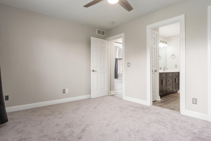 664 Elberon, ROSCOE, Illinois 61073, 5 Bedrooms Bedrooms, ,3 BathroomsBathrooms,House,For Sale,Elberon,202506676